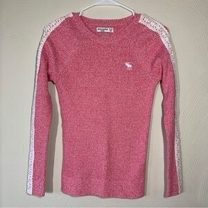 Abercrombie Kids Logo Ribbed Lace Embroidered Sweater Red & White Size 15/16